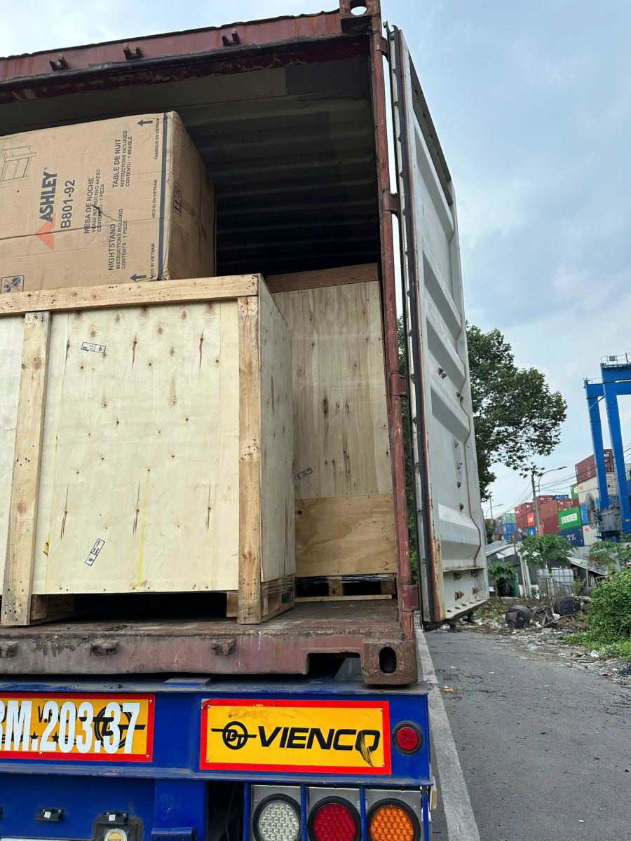 Phương thức gửi tủ thờ đi Mỹ Úc Canada