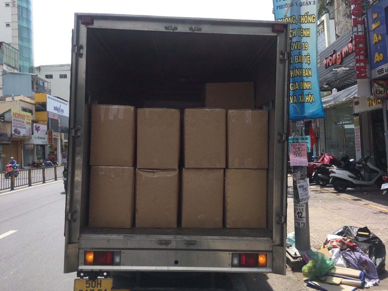Giá cước khi gửi hàng đi Mỹ tại Hòa Bình