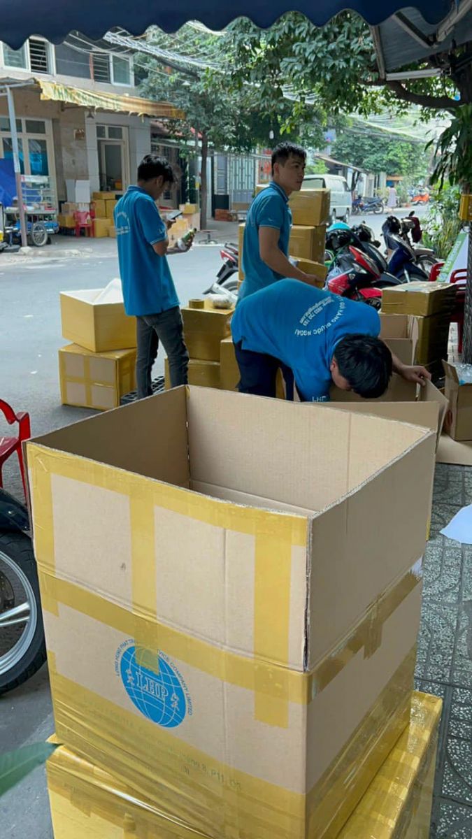 Gửi hàng đi Hungary