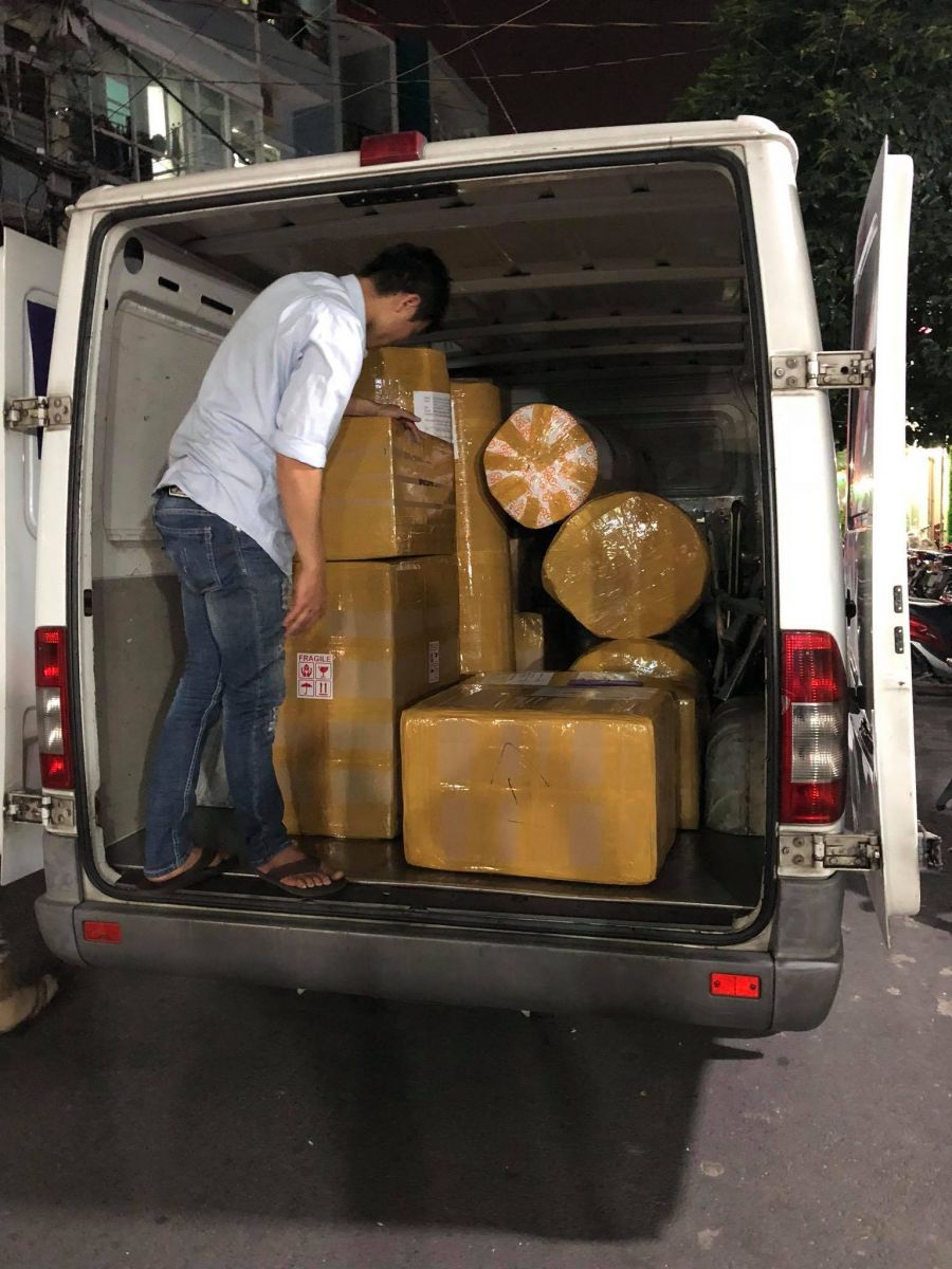 gửi hàng đi Mỹ từ quận 4