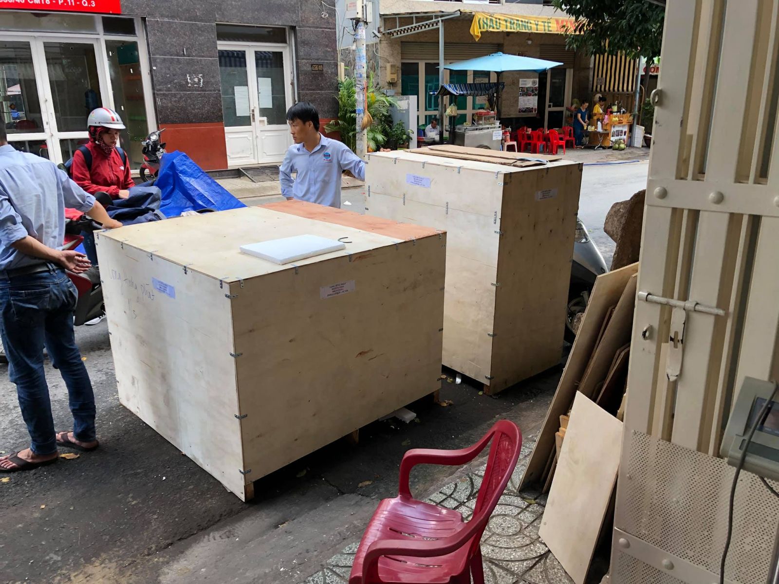 Gửi hàng đi Mỹ tại quận 4