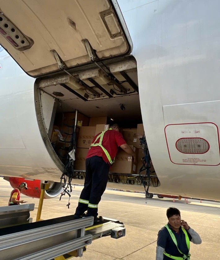 phương thức gửi hàng đi Jamaica 