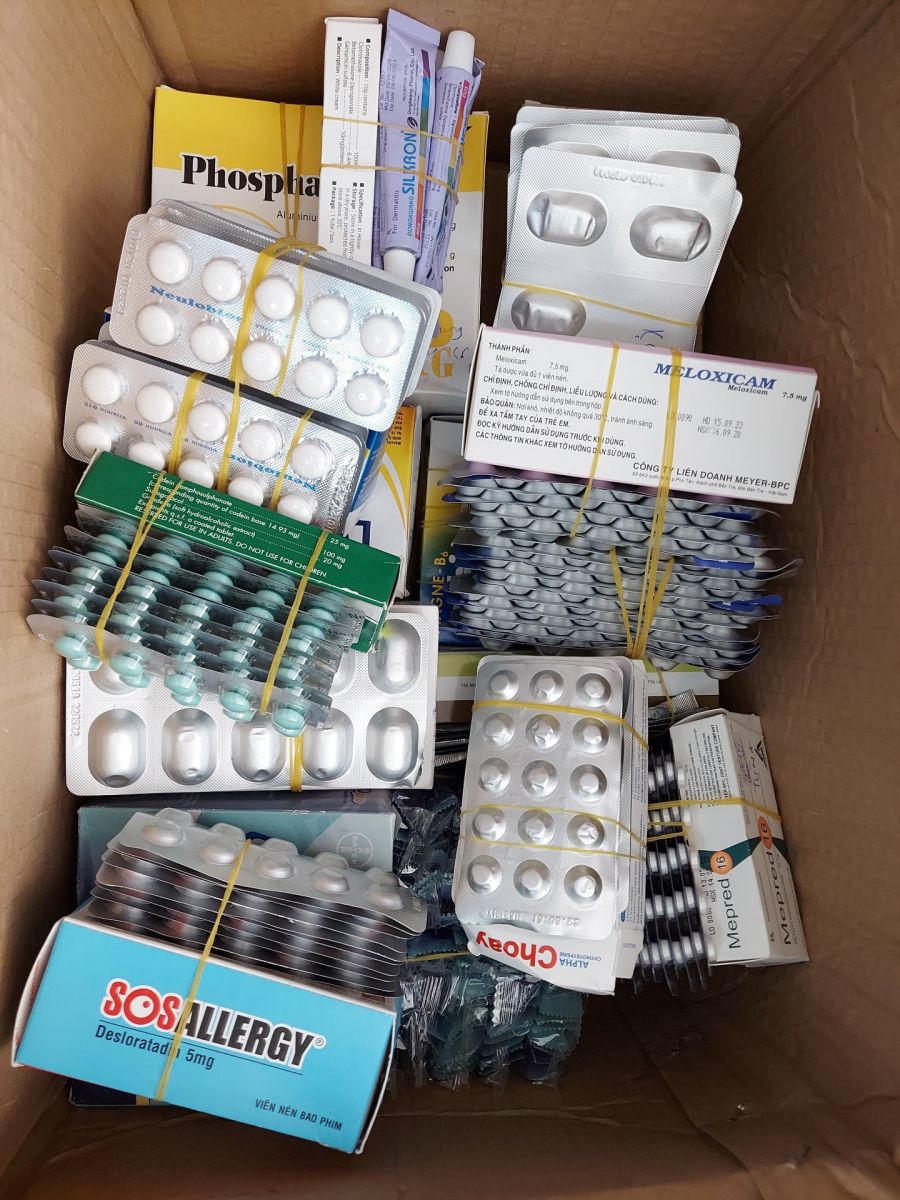 cước phí gửi thuốc tây đi Mỹ