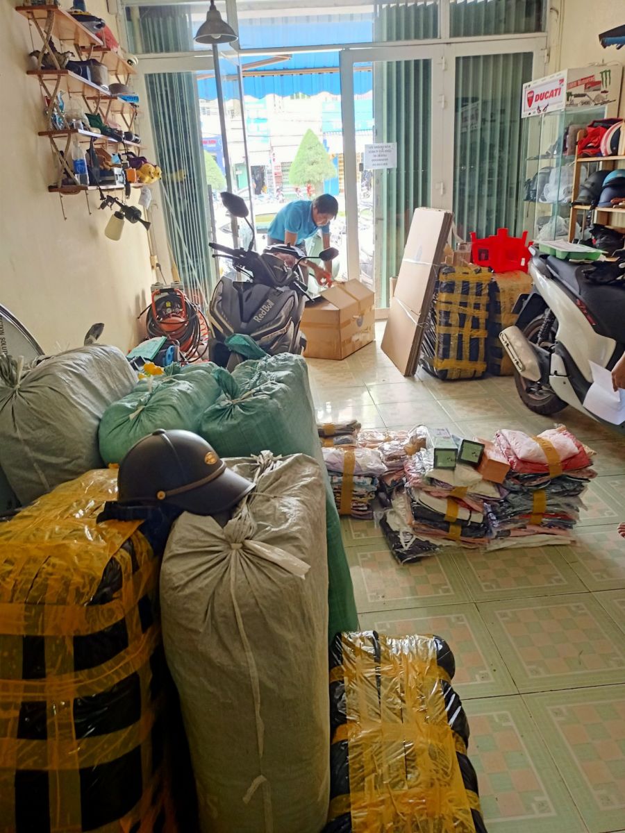 Gửi đồ trang trí Tết đi Mỹ 