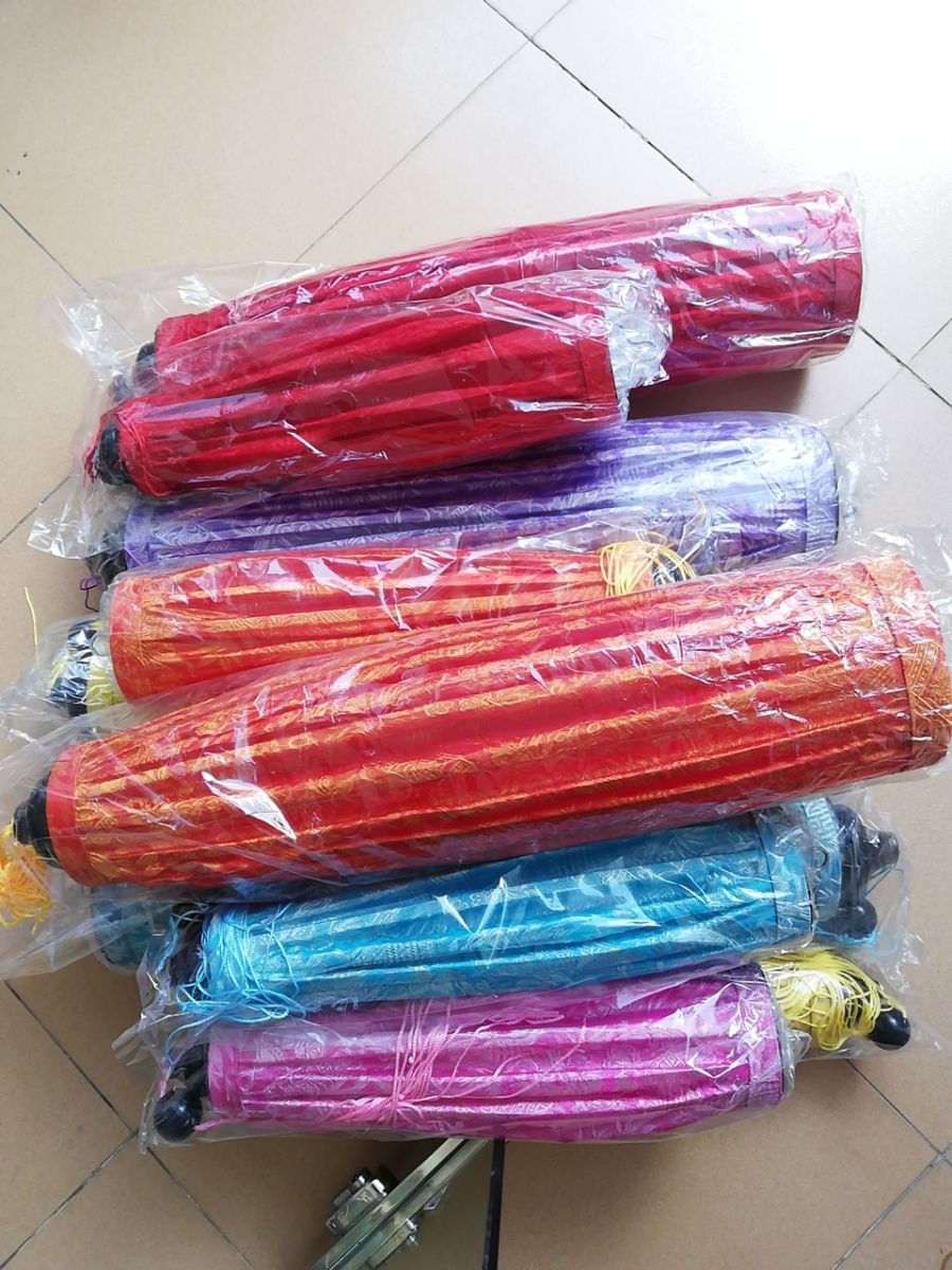 chi phí gửi đồ trang trí Tết đi Mỹ