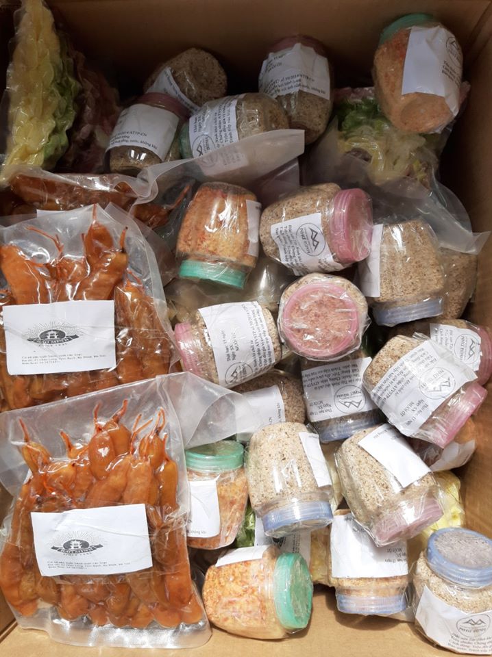 Cước phí gửi mắm đi Canada