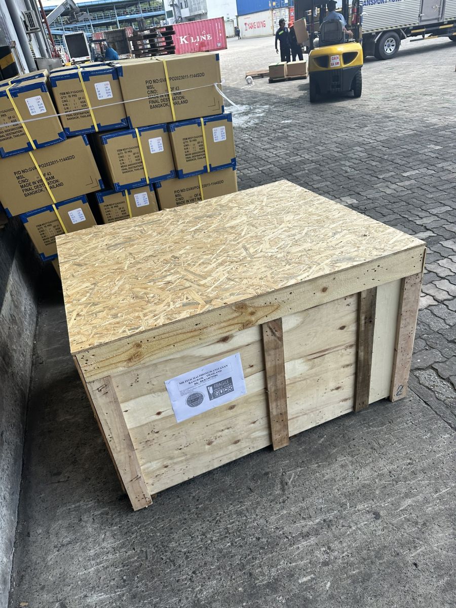 gửi mỹ phẩm đi canada