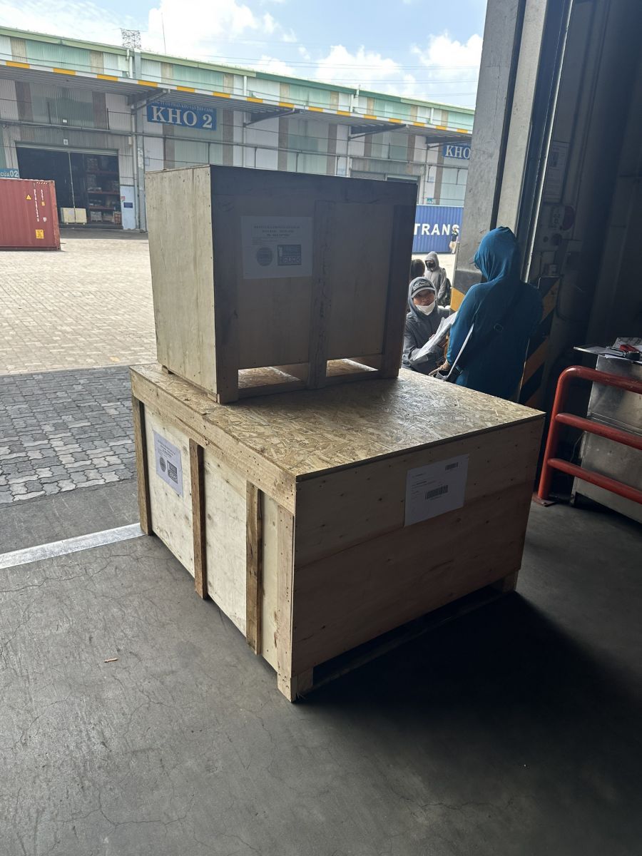 vận chuyển mỹ phẩm đi canada