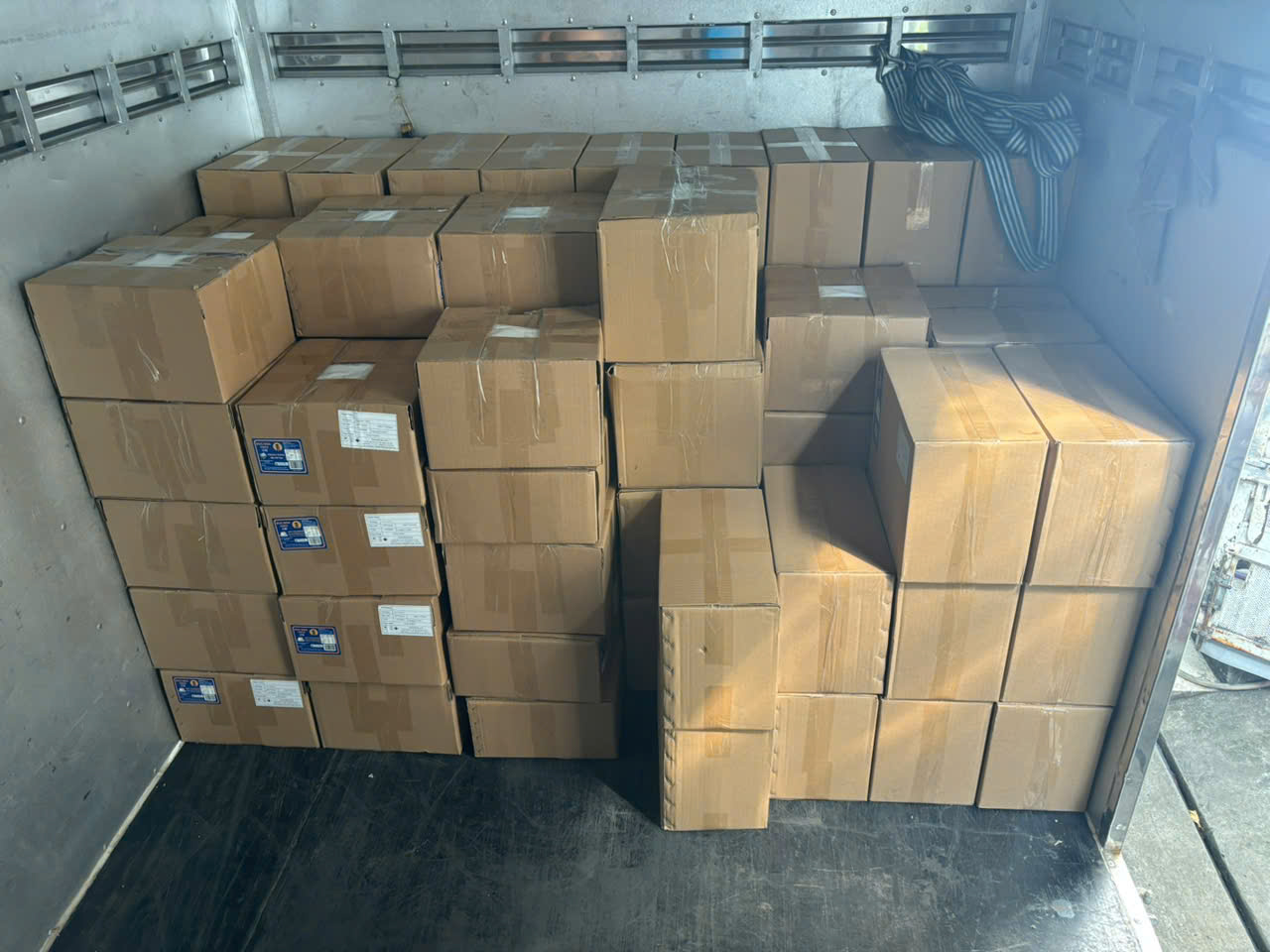 gửi hàng đi Đài Loan bằng đường biển tại Long Hưng Phát