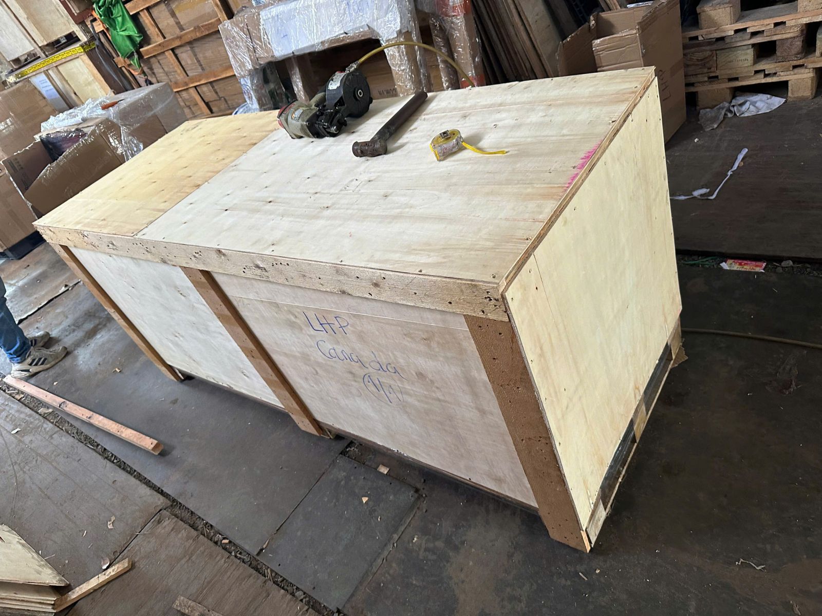 Kinh nghiệm gửi bàn ghế đi Úc