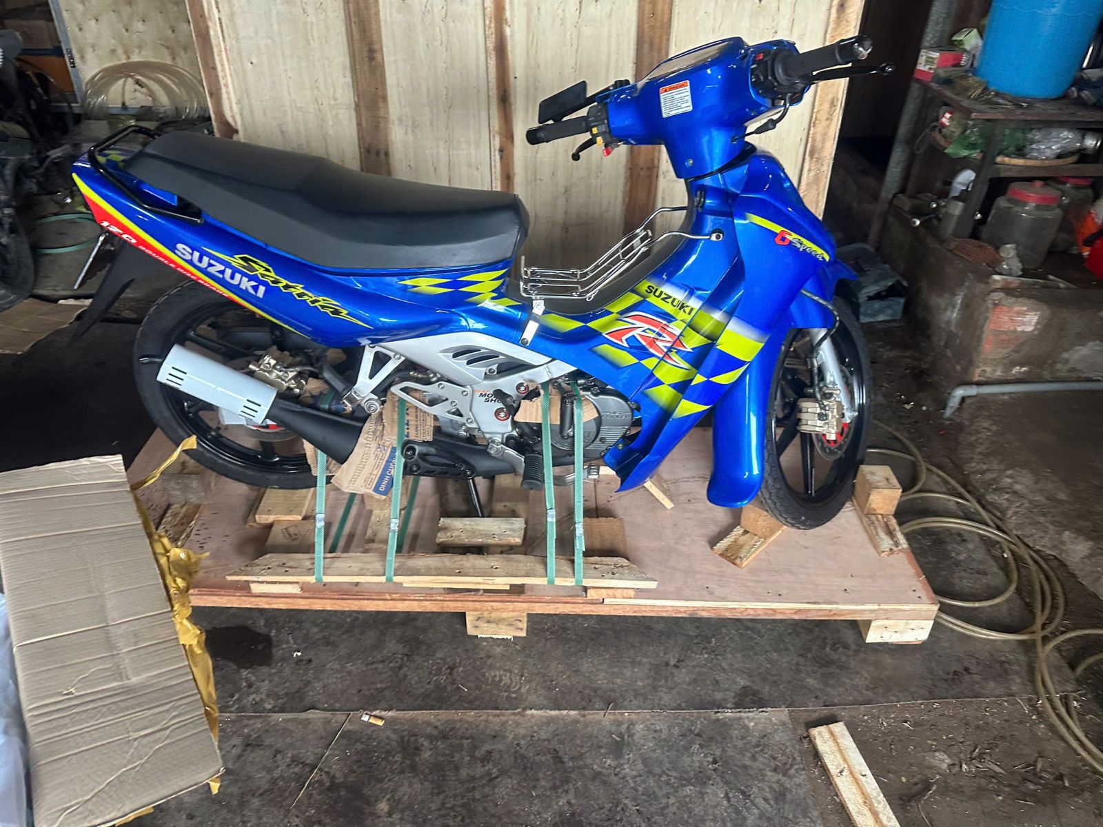 yếu tố ảnh hưởng đến giá cước gửi hàng đi Nhật