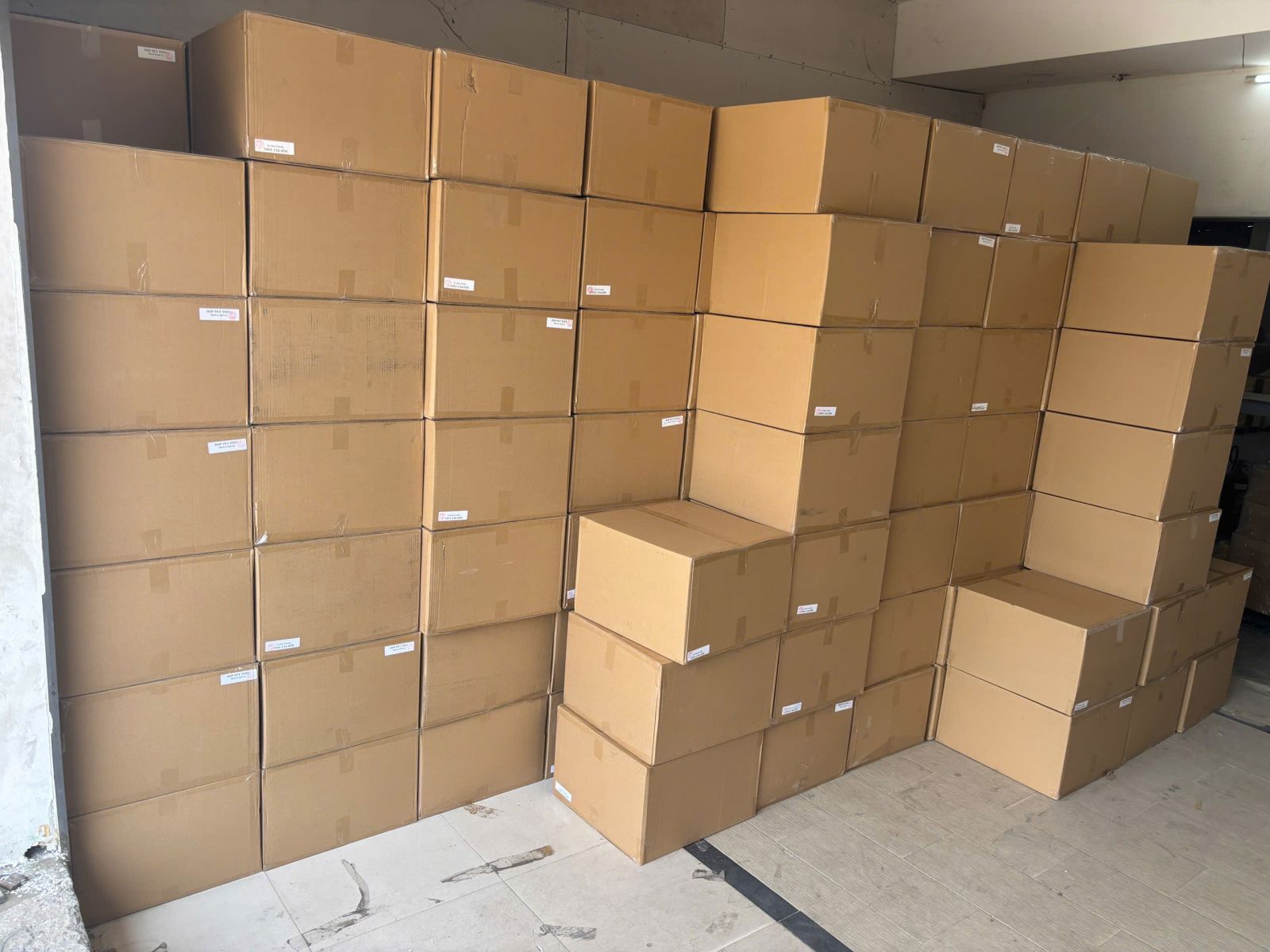 Bảng giá gửi hàng đi Mỹ tại Kon Tum